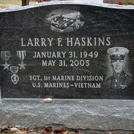 Custom military upright memorial