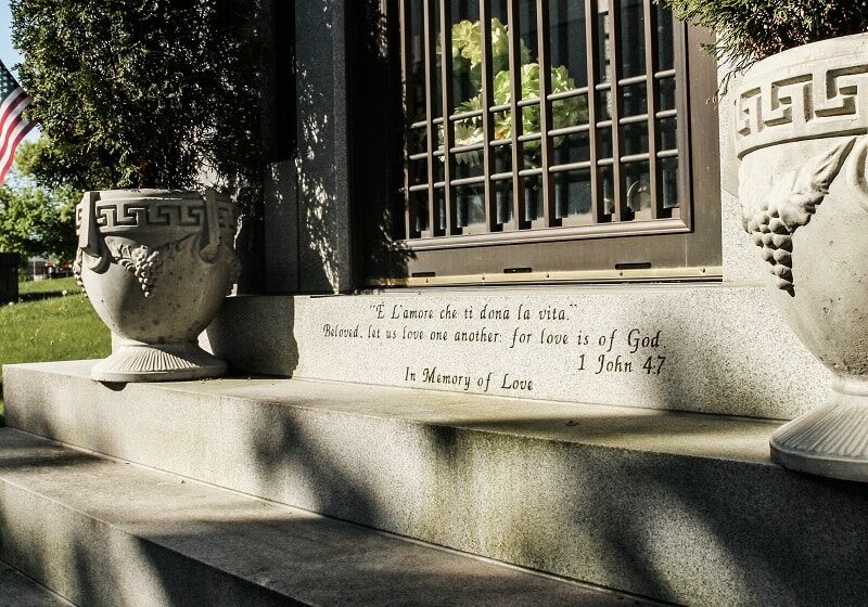 Vestibule Mausoleum steps with inscription