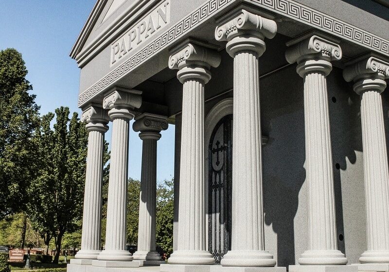 Large Garden, Outdoor/Sepulcher, multi-crypt family mausoleum with multiple columns